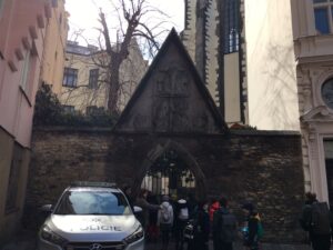 95C62695-54E4-4123-8B46-45043B529EB6