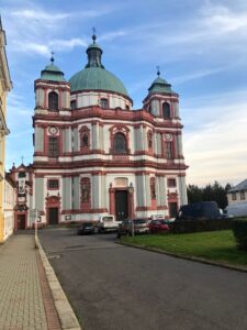 BB87C587-DCEB-44E0-8851-E850A99430B2